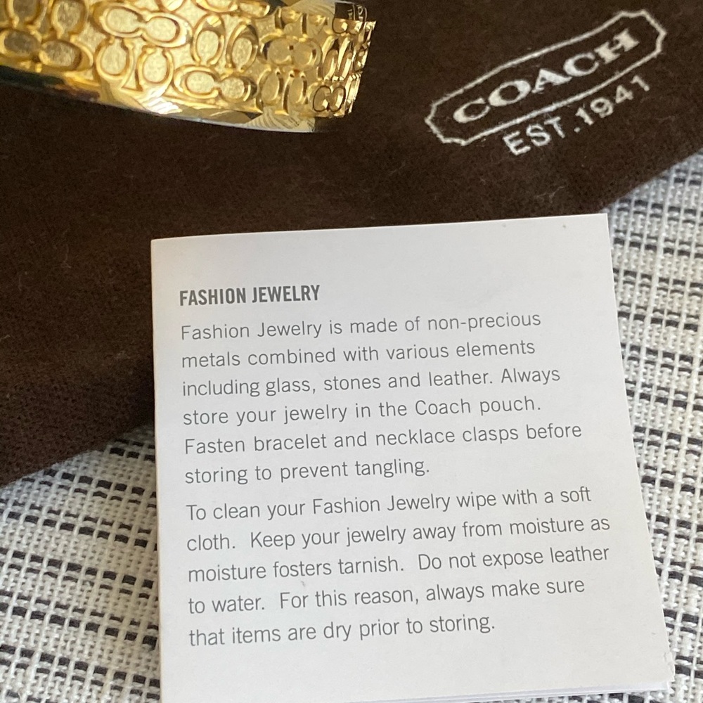 Vintage Coach Signature C Bangle- Goldtone - Picture 4 of 4